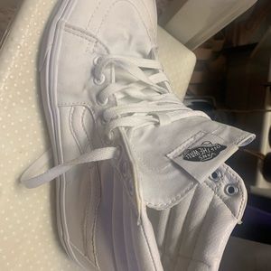 Van’s UNISEX White Skate High Tops Sz 9 Mens/10.5 Women’s